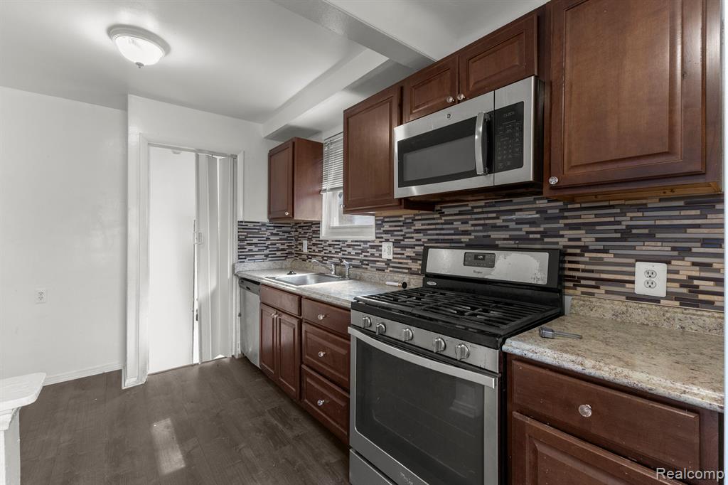 Additional view of 6438 Archdale Street