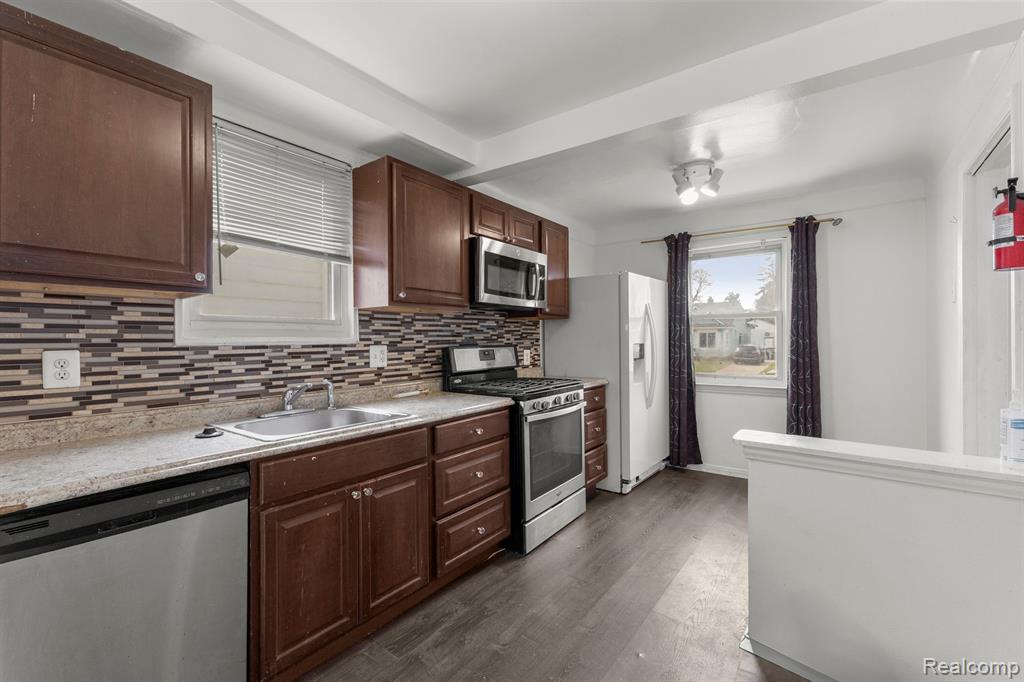 Additional view of 6438 Archdale Street