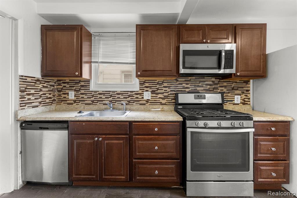 Additional view of 6438 Archdale Street