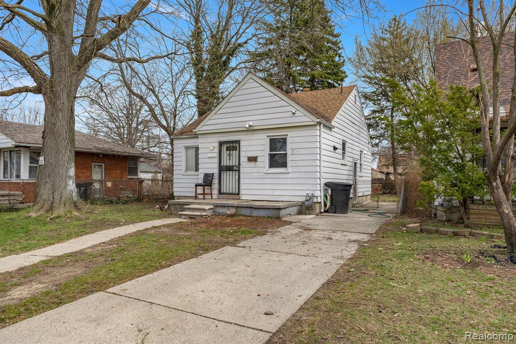 Additional view of 6438 Archdale Street