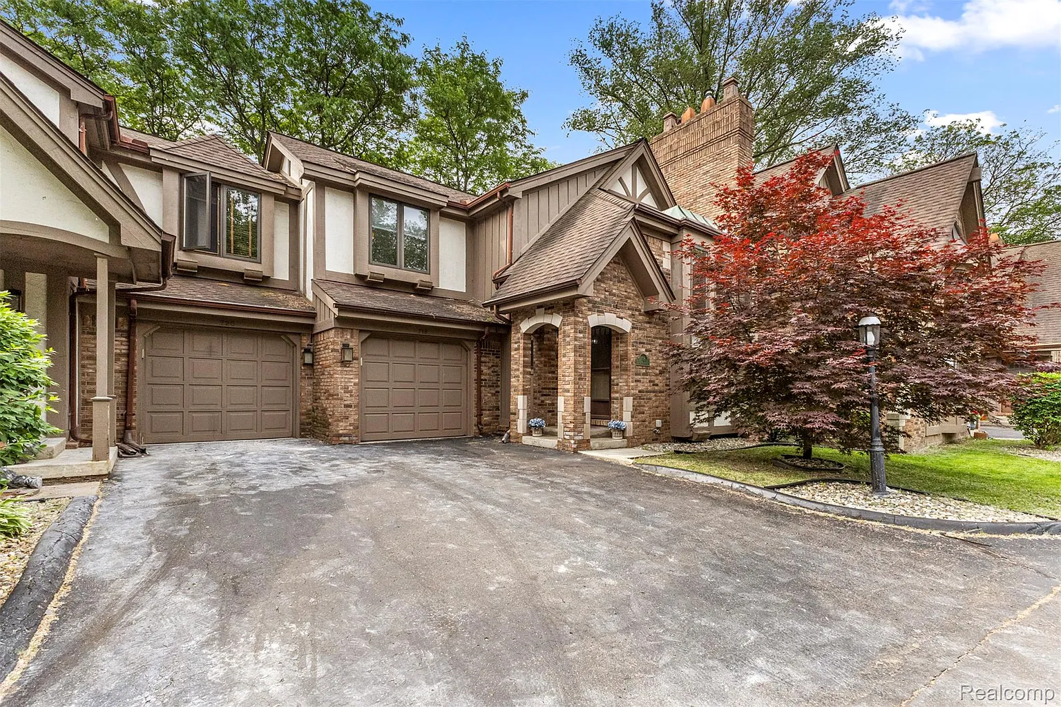 Image of 718 South Military Street