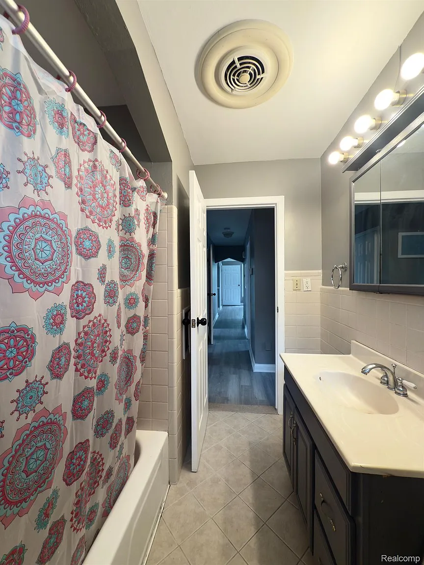 Additional view of 7402 Colonial Street