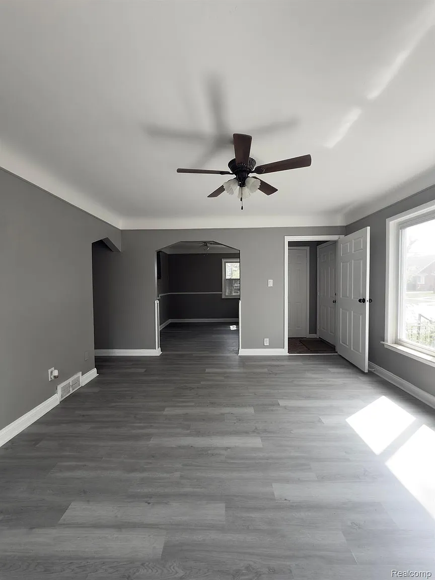 Additional view of 7402 Colonial Street