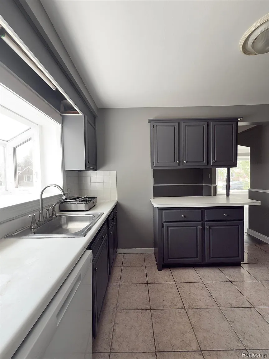 Additional view of 7402 Colonial Street