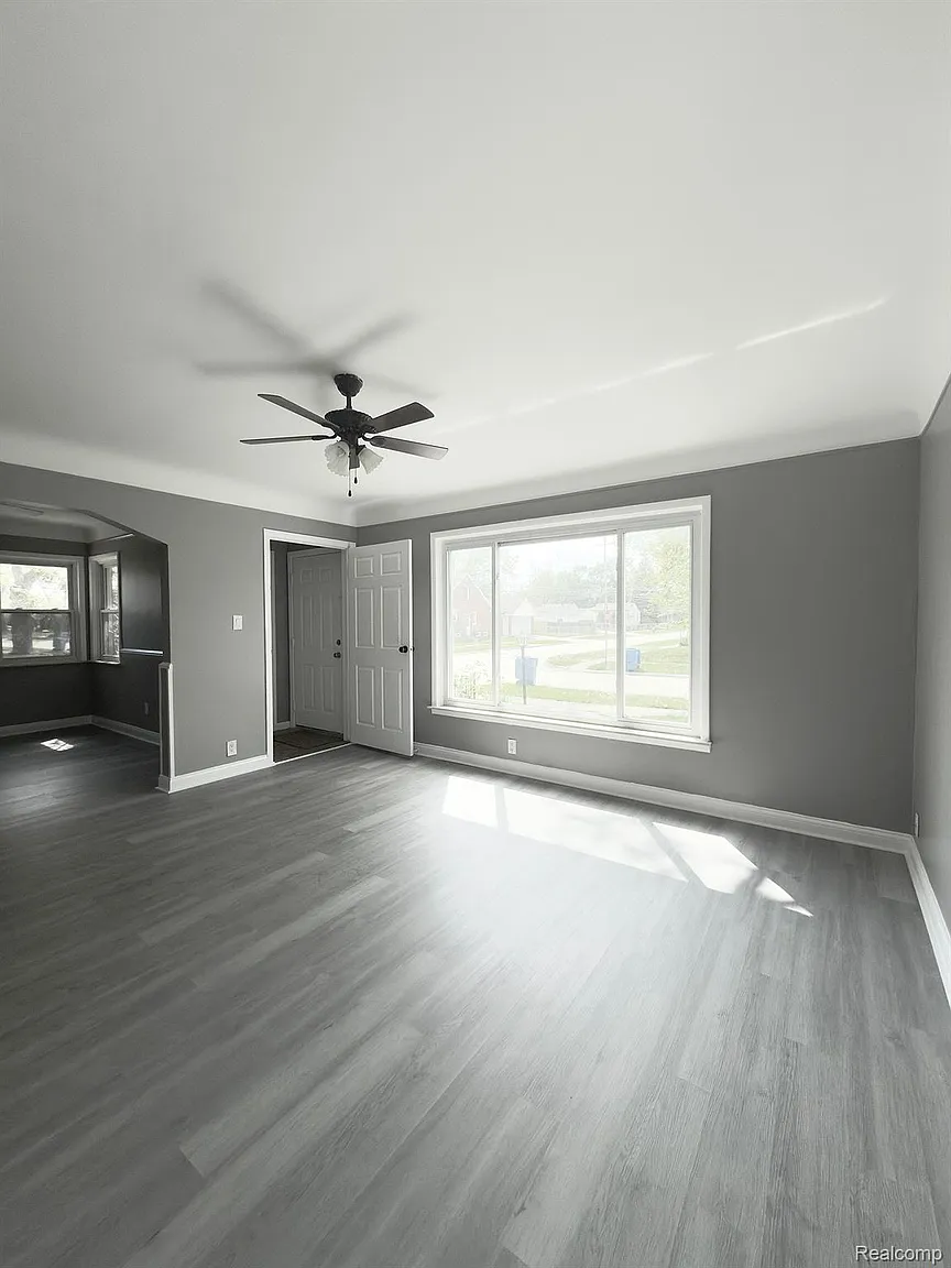 Additional view of 7402 Colonial Street