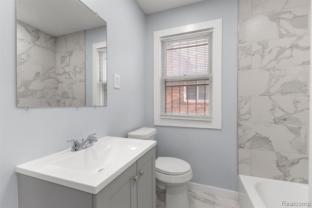 Additional view of 7416 Heyden Street