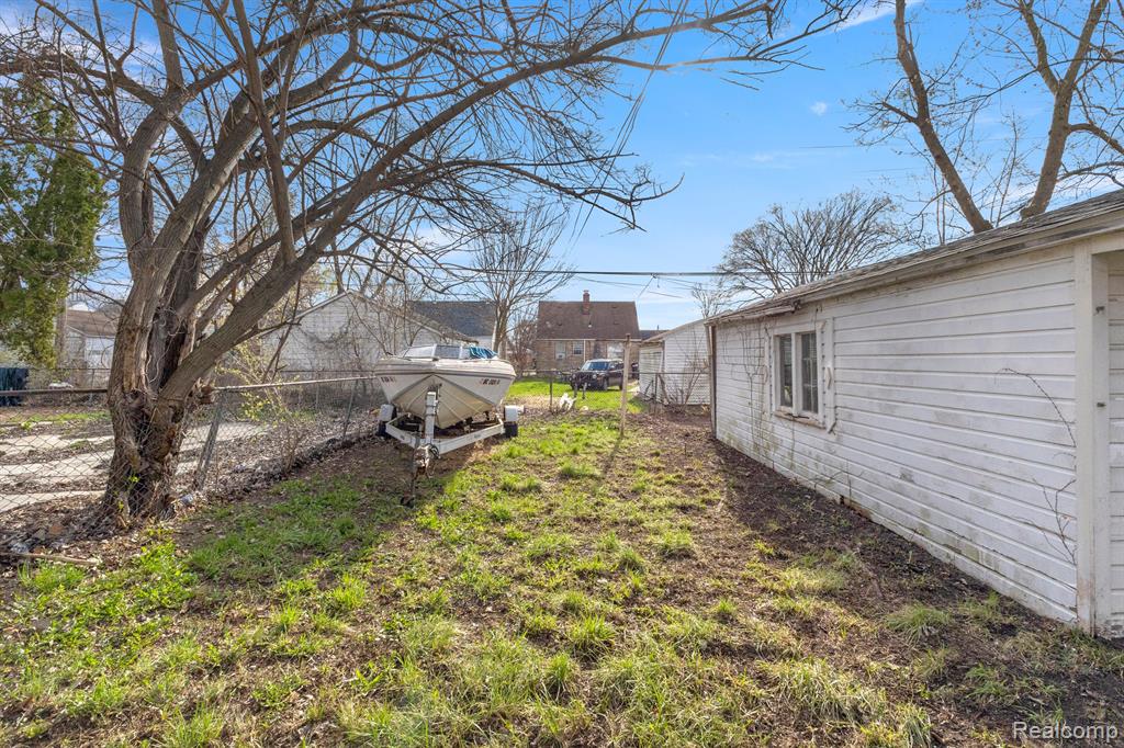 Additional view of 7416 Heyden Street