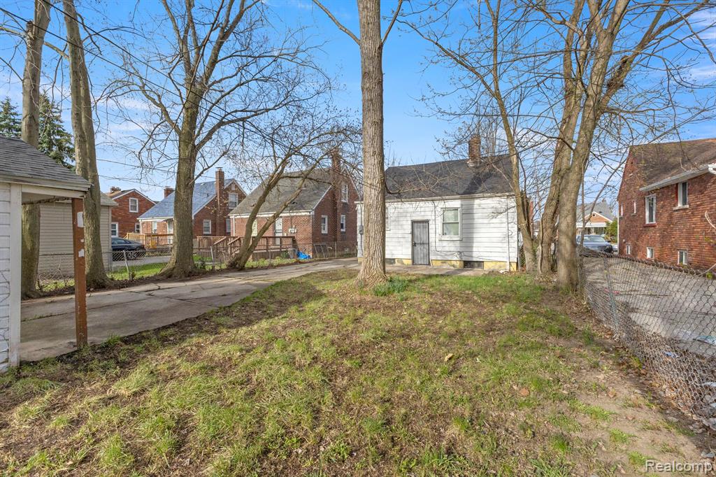 Additional view of 7416 Heyden Street