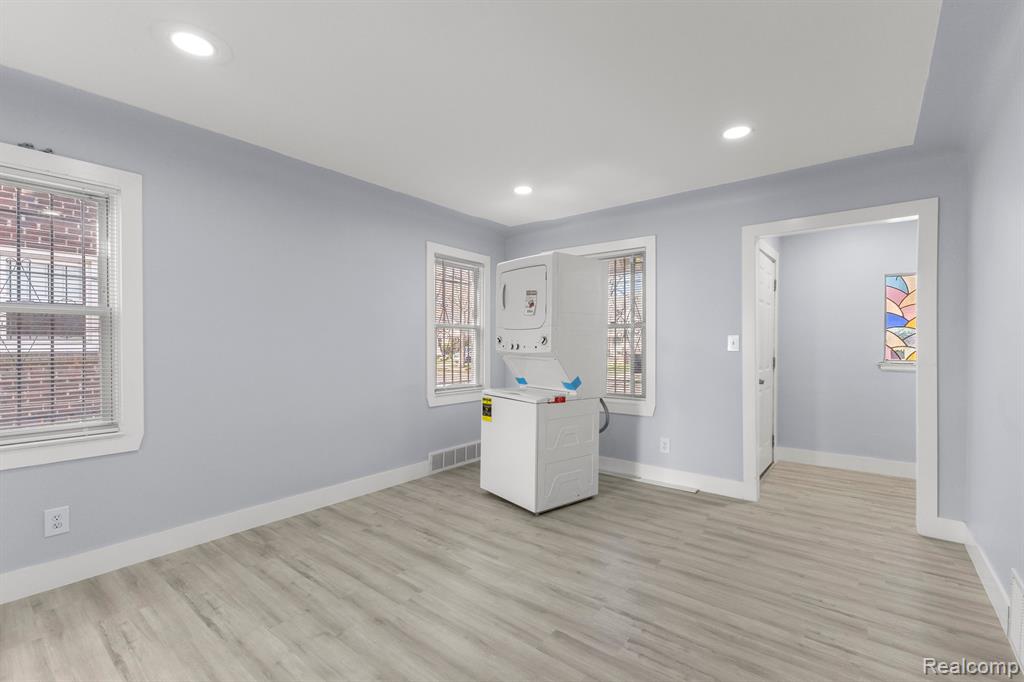 Additional view of 7416 Heyden Street