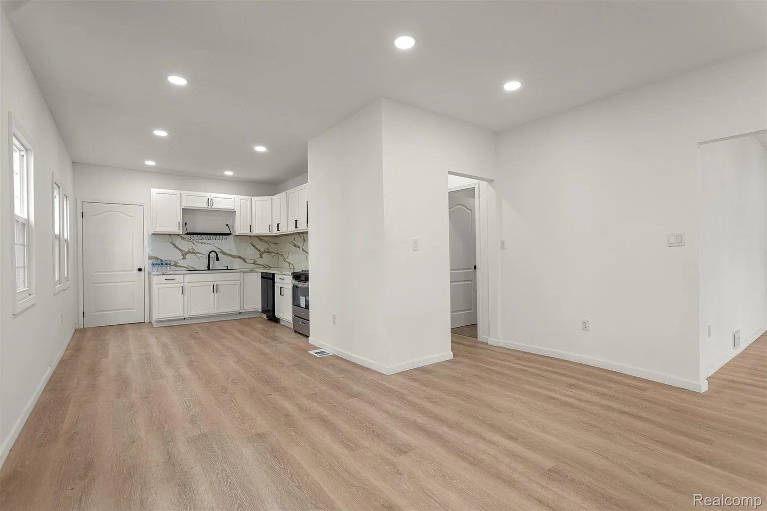 Additional view of 7432 Churchill Street