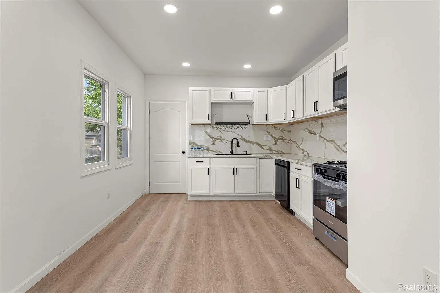 Additional view of 7432 Churchill Street