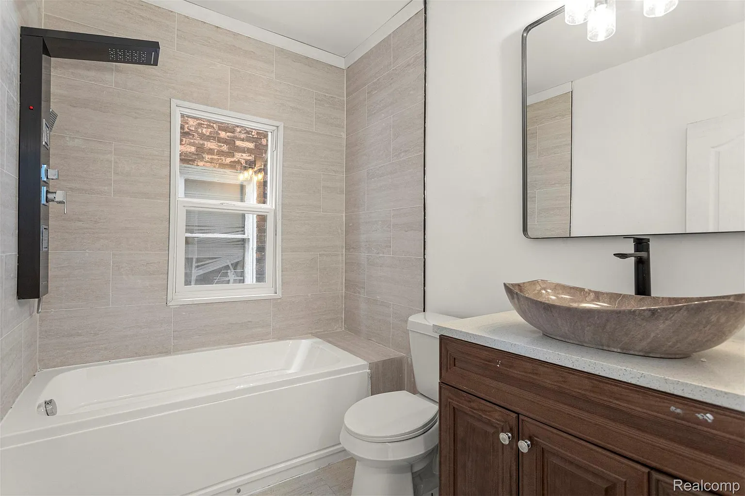 Additional view of 7432 Churchill Street