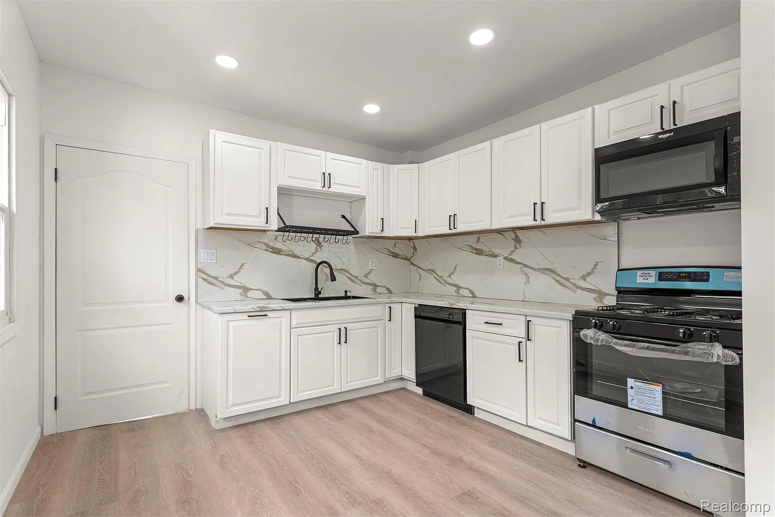 Additional view of 7432 Churchill Street