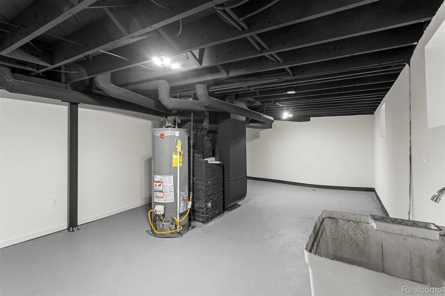 Additional view of 7432 Churchill Street