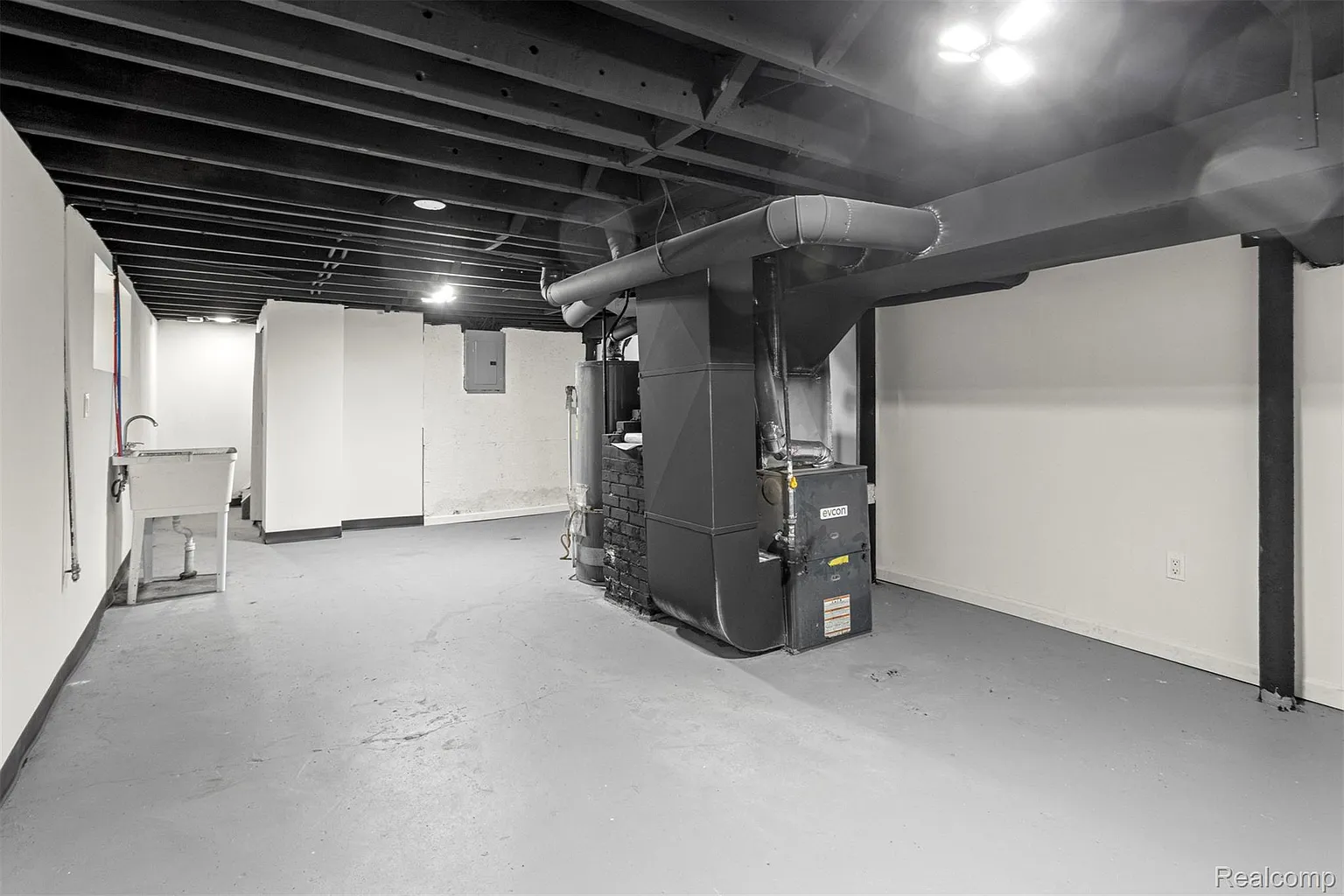 Additional view of 7432 Churchill Street