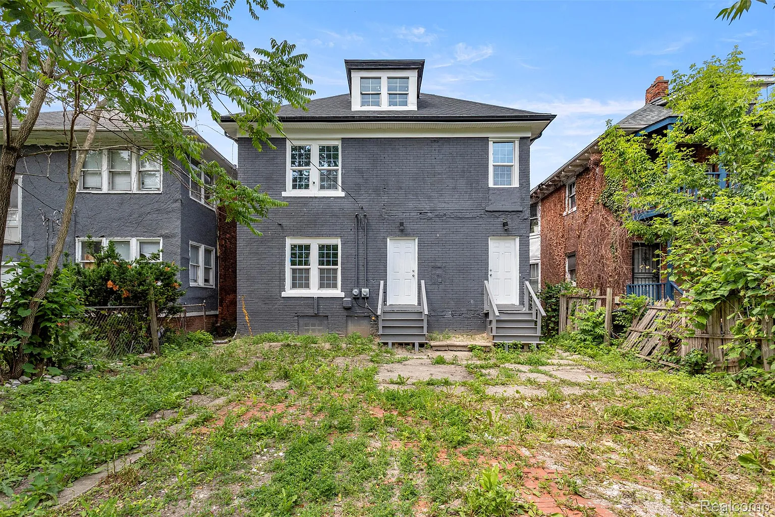 Additional view of 7432 Churchill Street