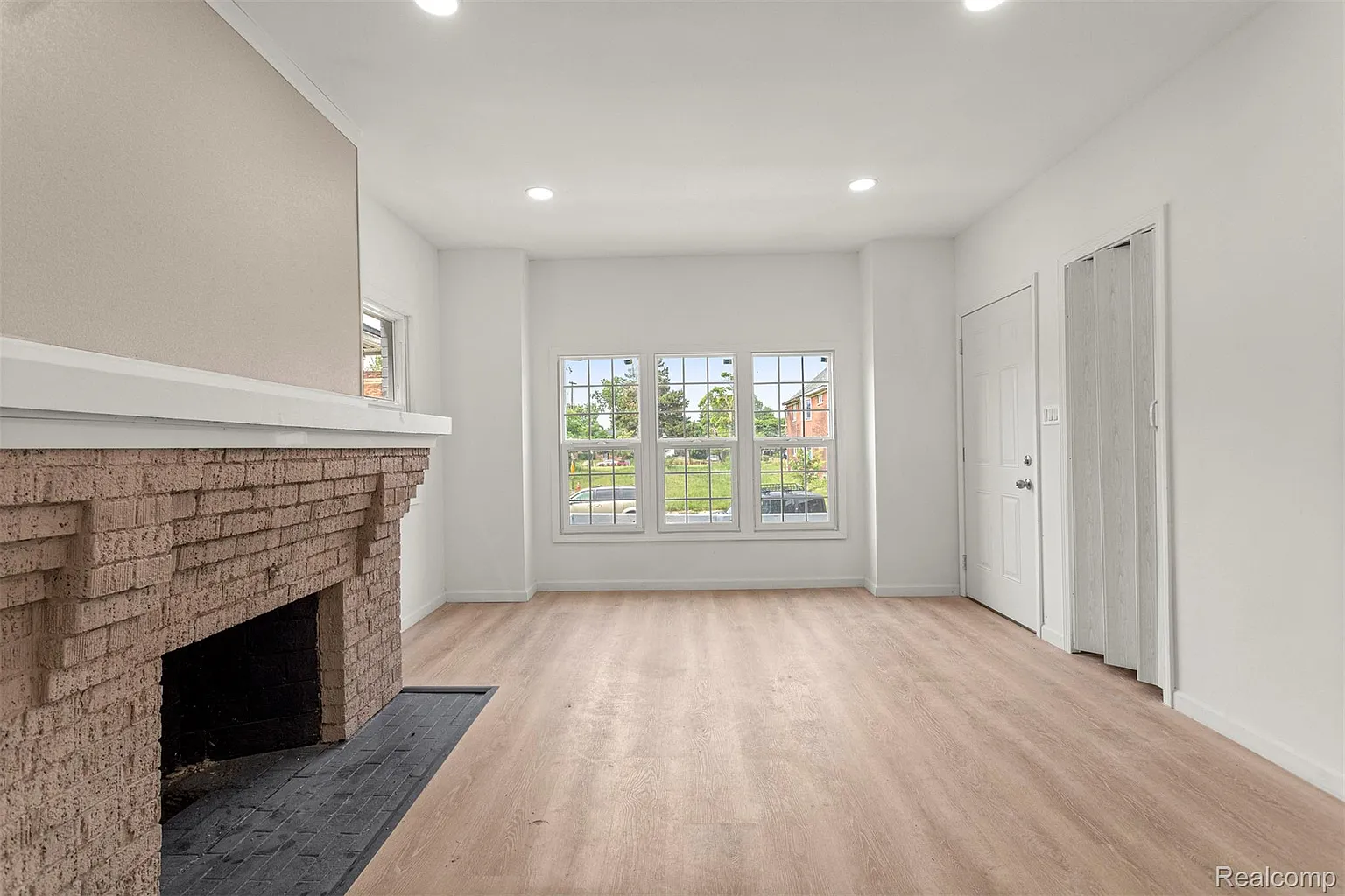 Additional view of 7432 Churchill Street