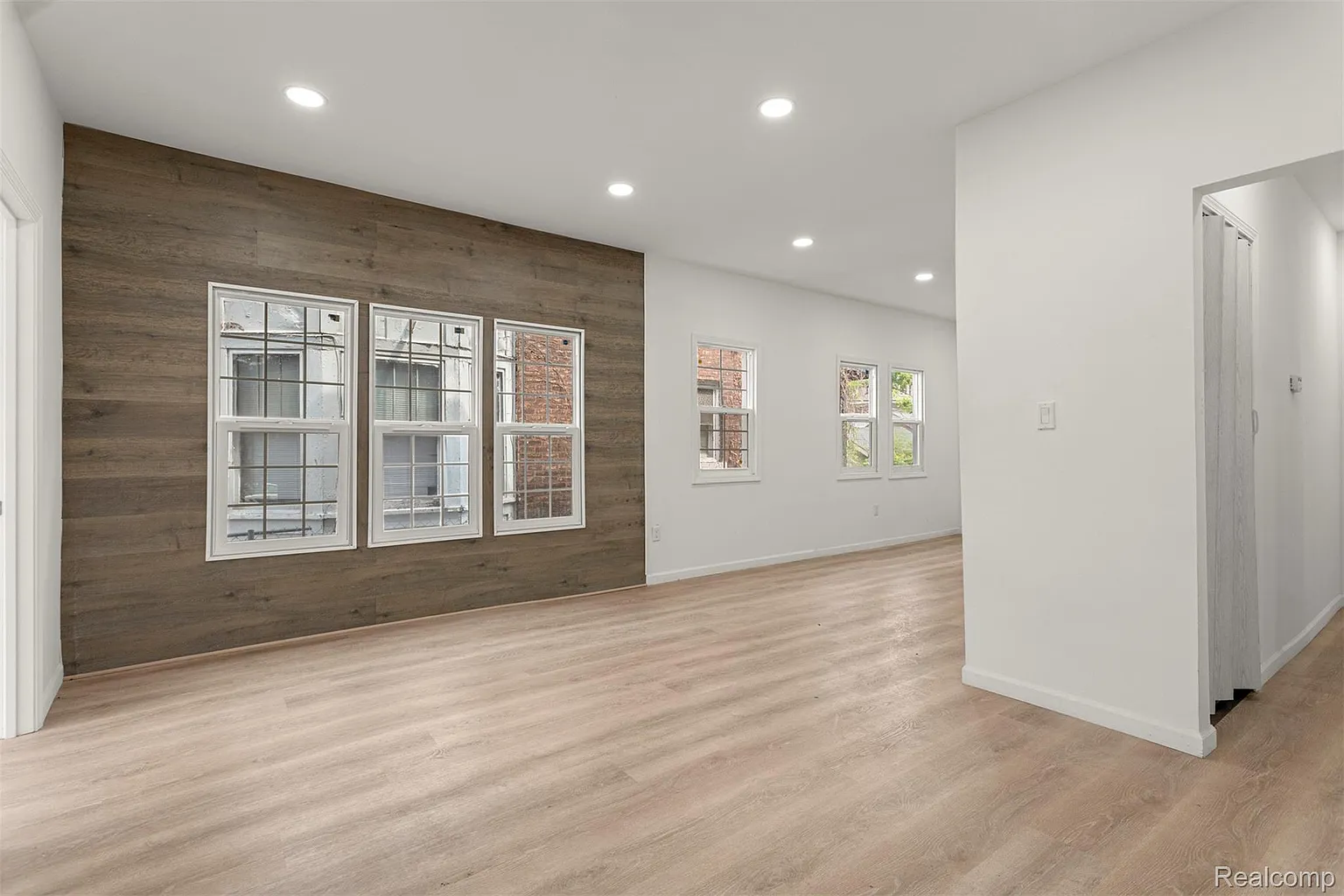 Additional view of 7432 Churchill Street