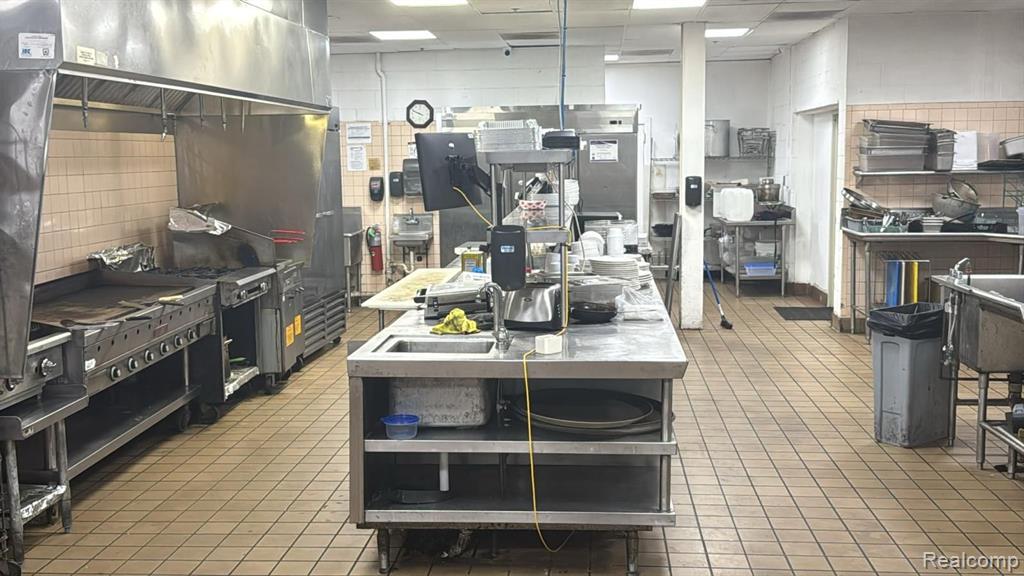 Additional view of 8600 Merriman Road